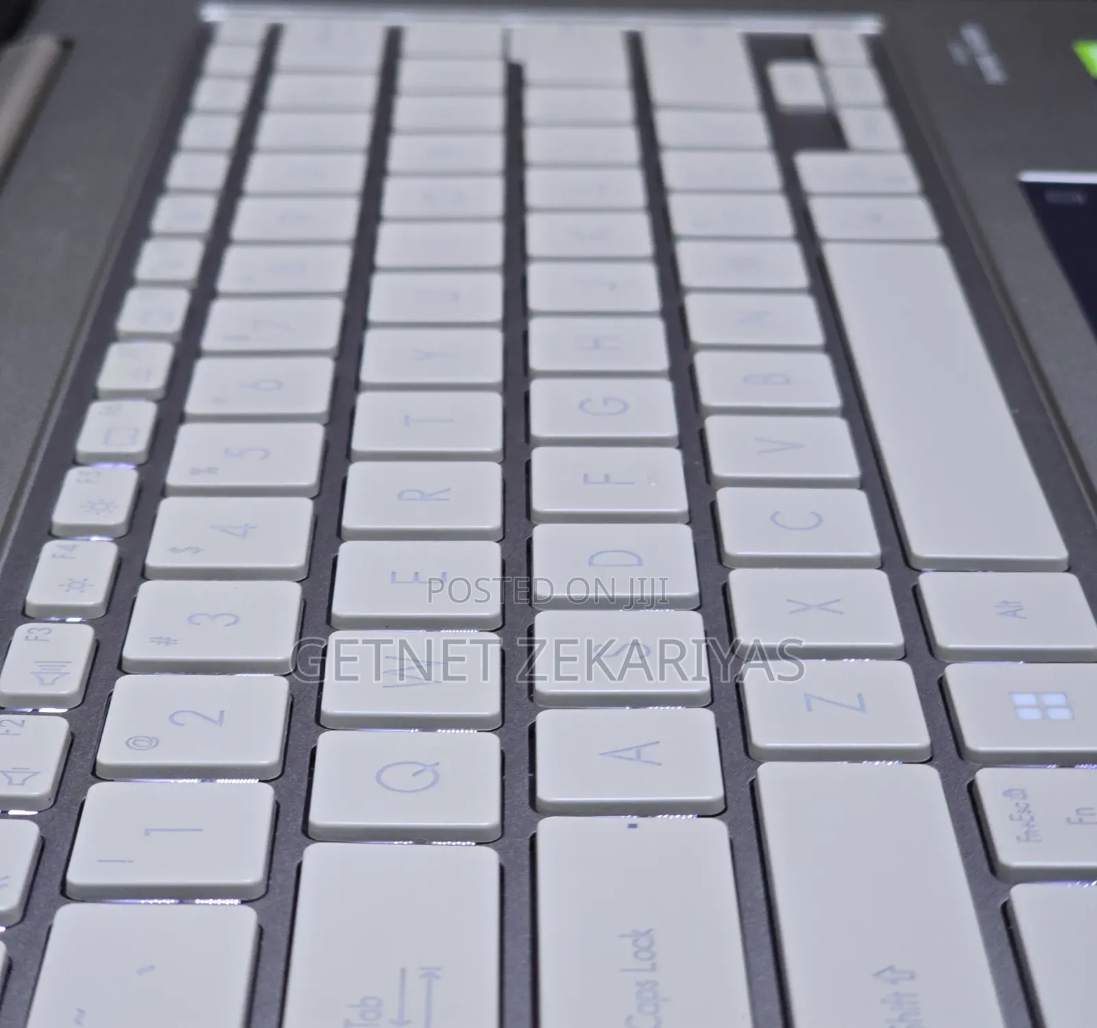 New Laptop Asus Zenbook 14 UX434 32GB Intel Core I9 SSD 512GB