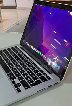 New Laptop Apple MacBook Pro 2015 8GB Intel Core I5 SSD 256GB
