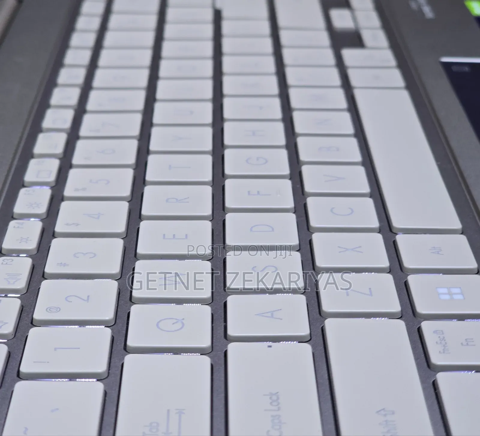 New Laptop Asus ZenBook UX31LA 32GB Intel Core I9 SSD 512GB