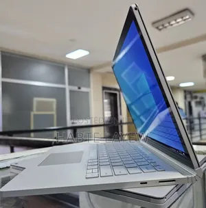 New Laptop Microsoft Surface Book 3 16GB Intel Core I7 SSD 256GB