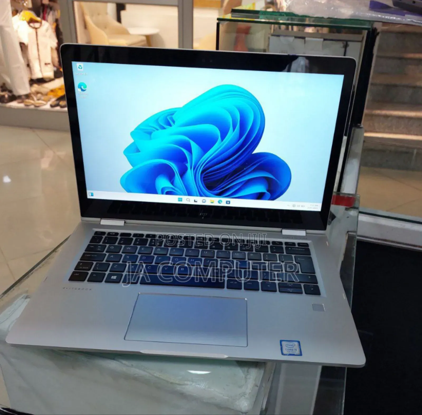 New Laptop HP EliteBook X360 1030 G2 8GB Intel Core I5 SSD 512GB