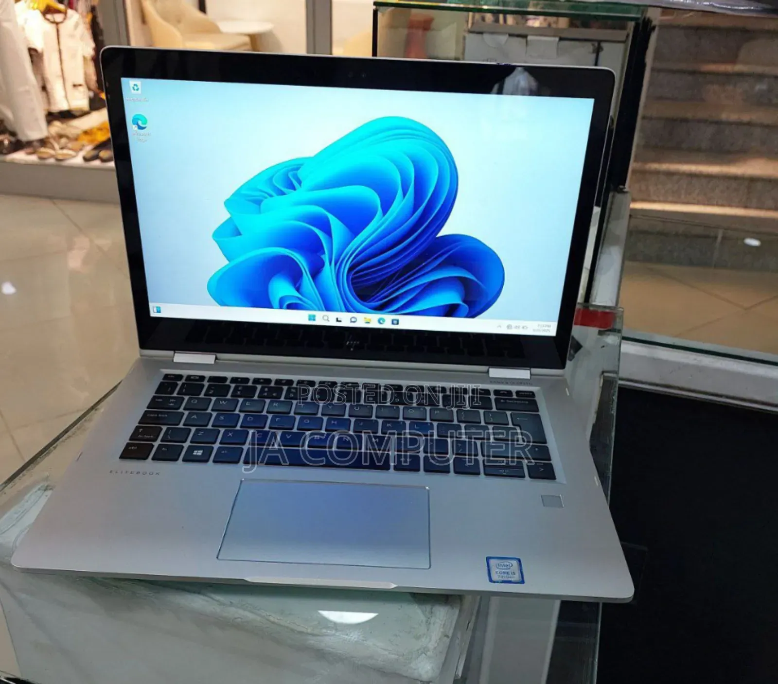 New Laptop HP EliteBook X360 1030 G2 8GB Intel Core I5 SSD 512GB