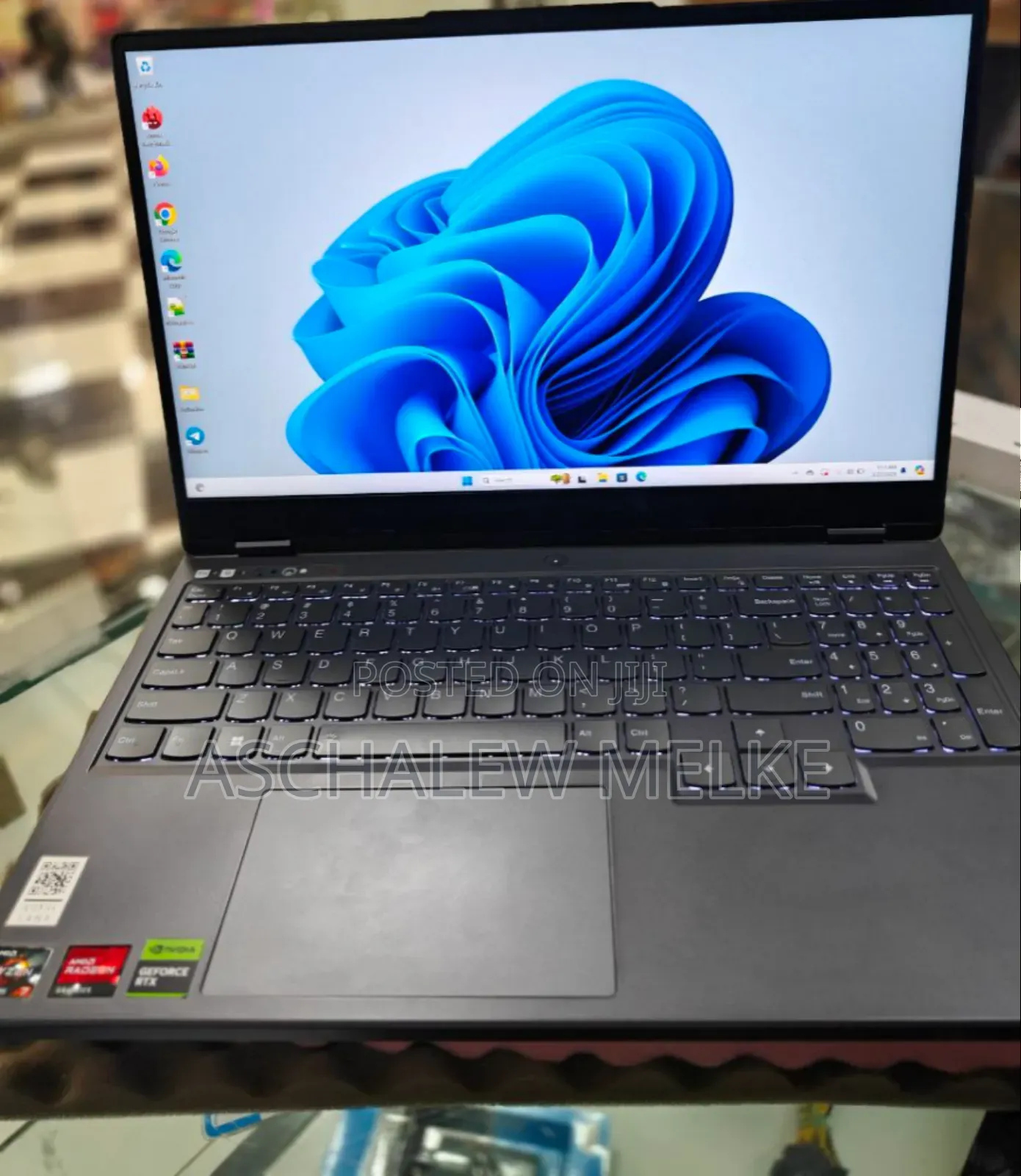 New Laptop Lenovo Legion Y545 16GB AMD Ryzen 7 SSD 512GB