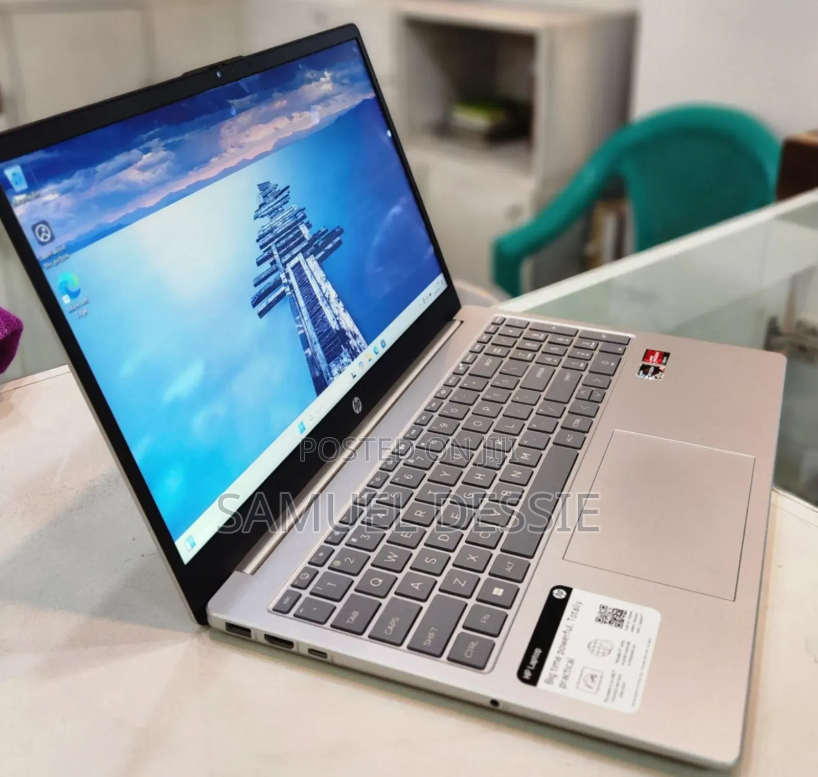 New Laptop HP Stream Notebook 8GB AMD Ryzen 5 SSD 512GB