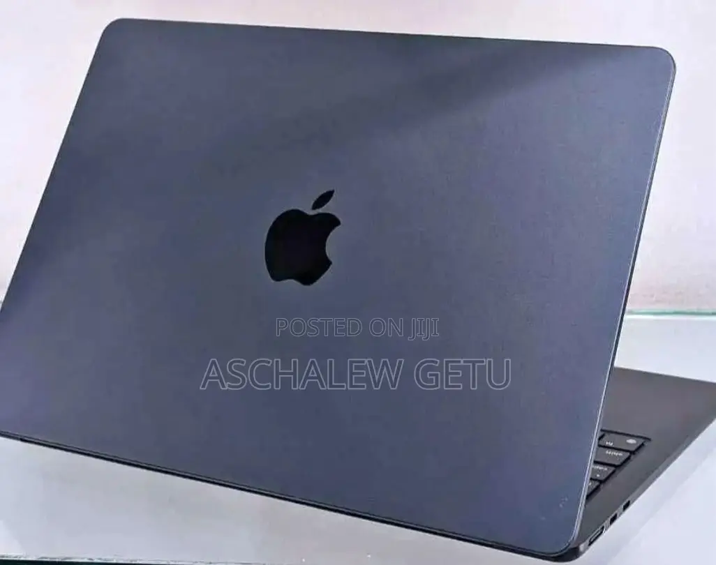 New Laptop Apple MacBook 8GB Intel Core I5 SSD 512GB