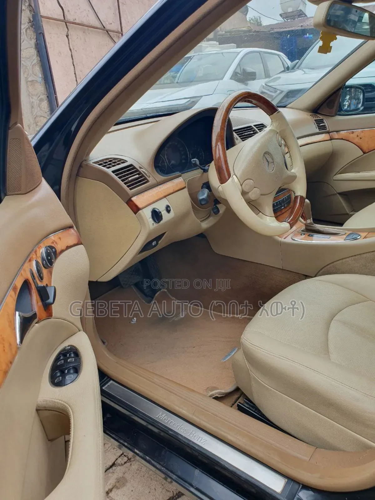 Mercedes-Benz E200 2008 Black