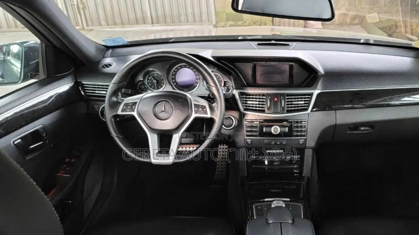 Mercedes-Benz E200 2012 Gray