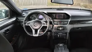 Mercedes-Benz E200 2012 Gray