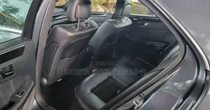 Mercedes-Benz E200 2012 Gray