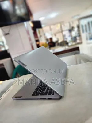 New Laptop Lenovo 8GB Intel Core I5 SSD 512GB