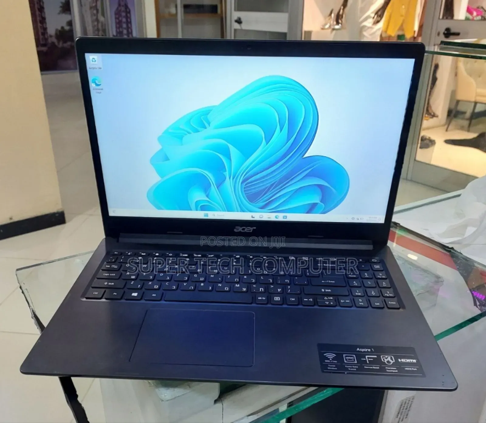 New Laptop Acer Aspire 3 8GB Intel Core 2 Quad SSD 128GB