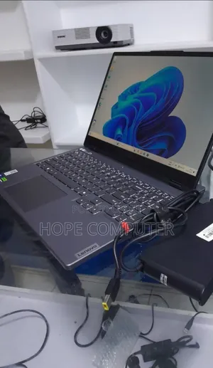 New Laptop Lenovo Legion 5 24GB Intel Core I7 SSD 1T