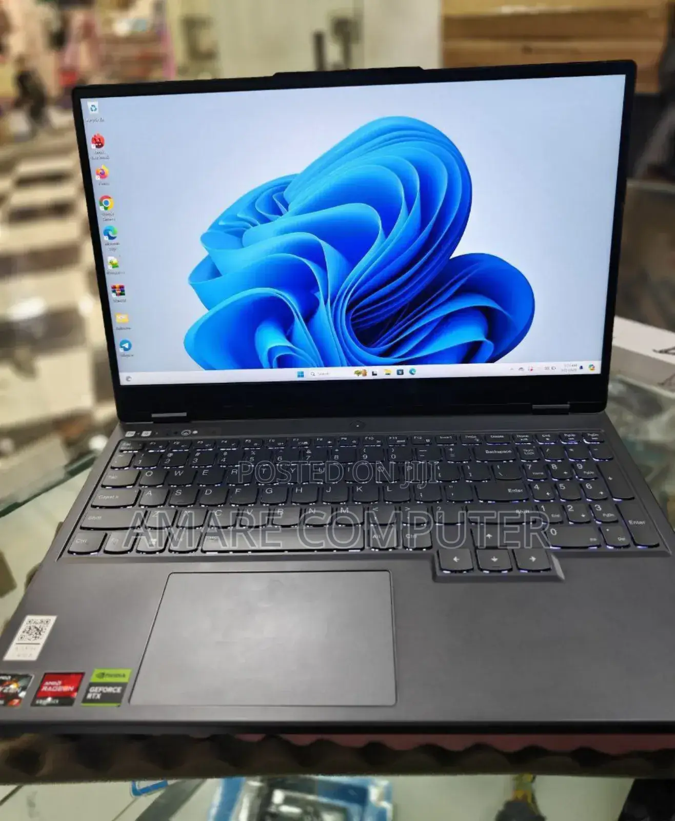 New Laptop Lenovo Legion 5 16GB AMD Ryzen 7 SSD 512GB