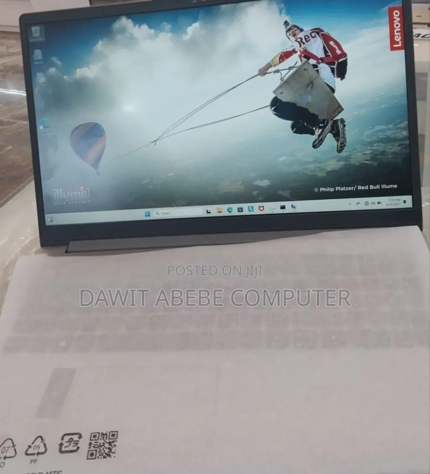 New Laptop Lenovo Legion 5 8GB AMD Ryzen 7 SSD 512GB