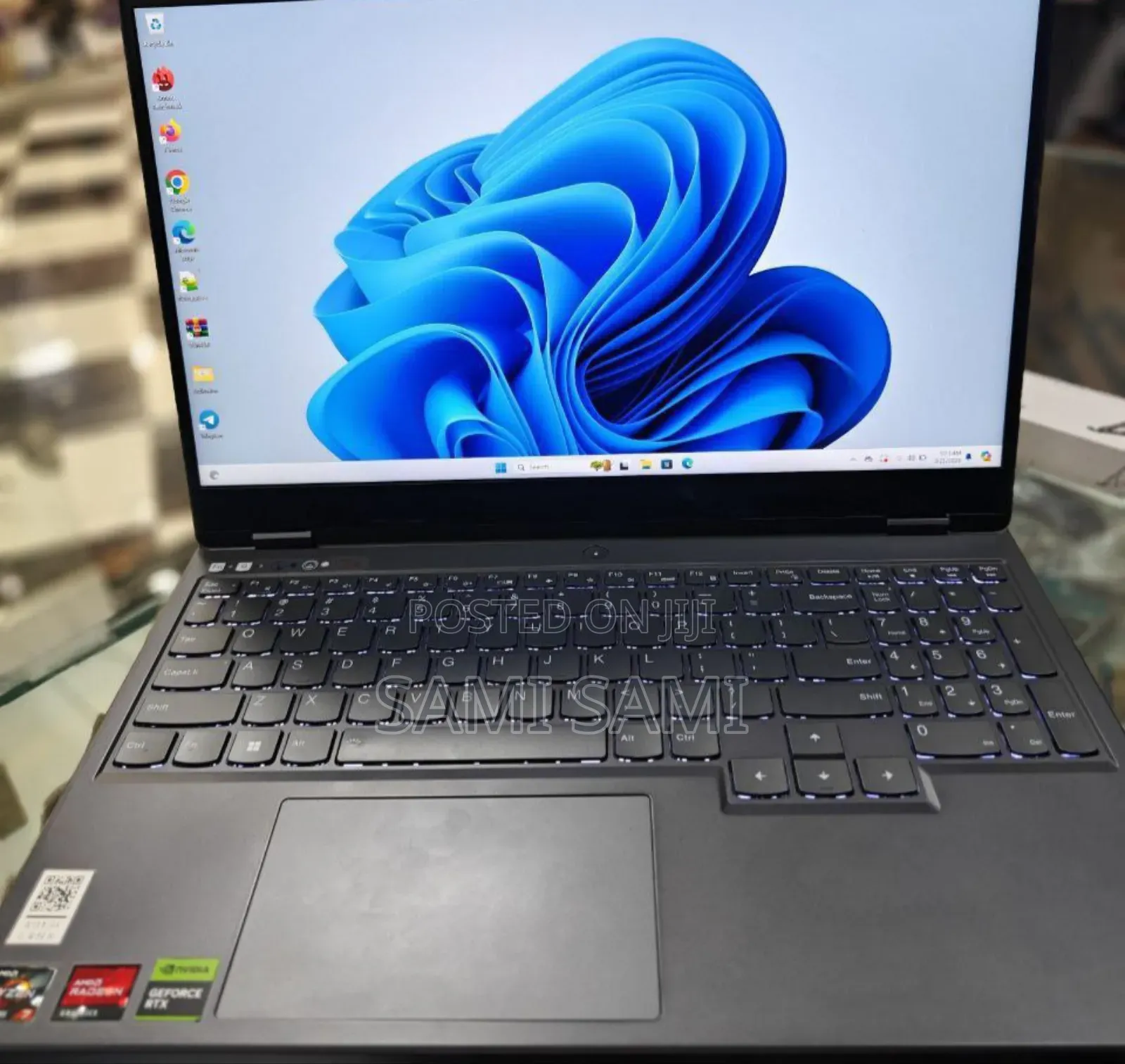 New Laptop Lenovo Legion 5 16GB AMD Ryzen 7 SSD 512GB