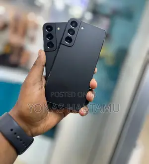 New Samsung Galaxy S22 5G 256 GB Black