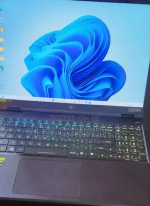 New Laptop Acer Predator Helios Neo 16 16GB Intel Core I7 SSD 1T