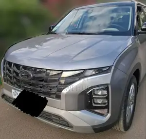 Photo - Hyundai Creta 2023 Silver
