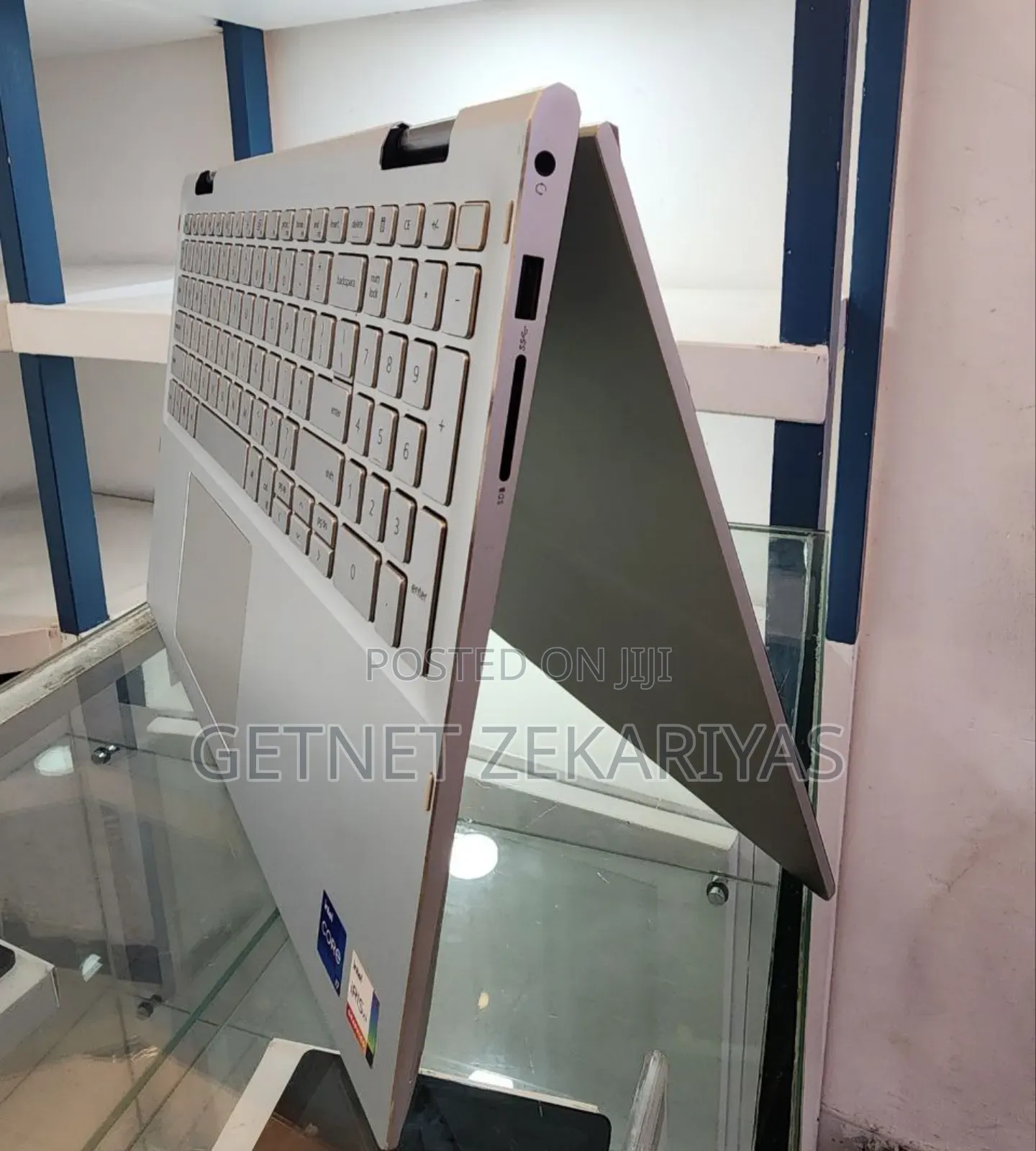 New Laptop Dell Inspiron 15 16GB Intel Core I7 SSD 512GB