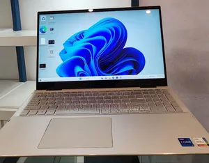 New Laptop Dell Inspiron 15 16GB Intel Core I7 SSD 512GB