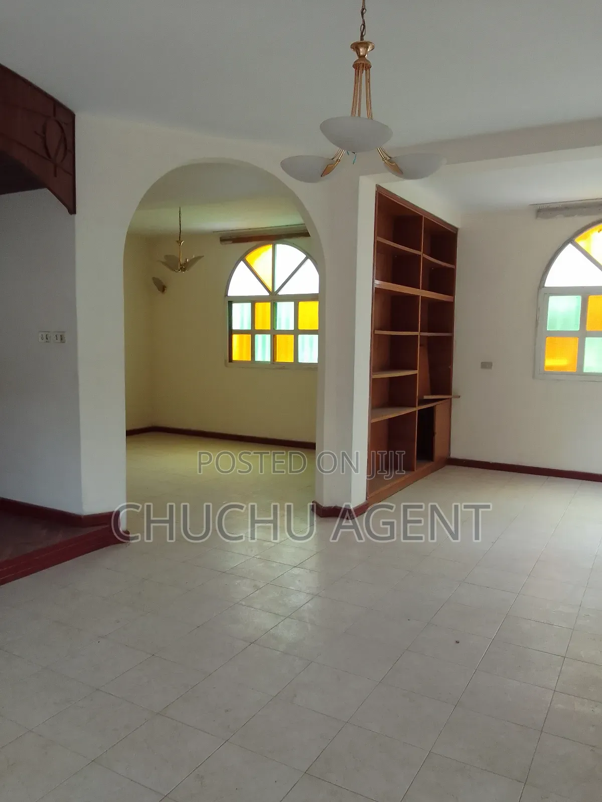 8bdrm House in Bole for rent