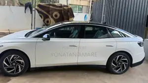 Volkswagen ID.7 2025 White