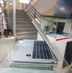 New Laptop HP EliteBook 840 G9 16GB Intel Core I5 SSD 512GB