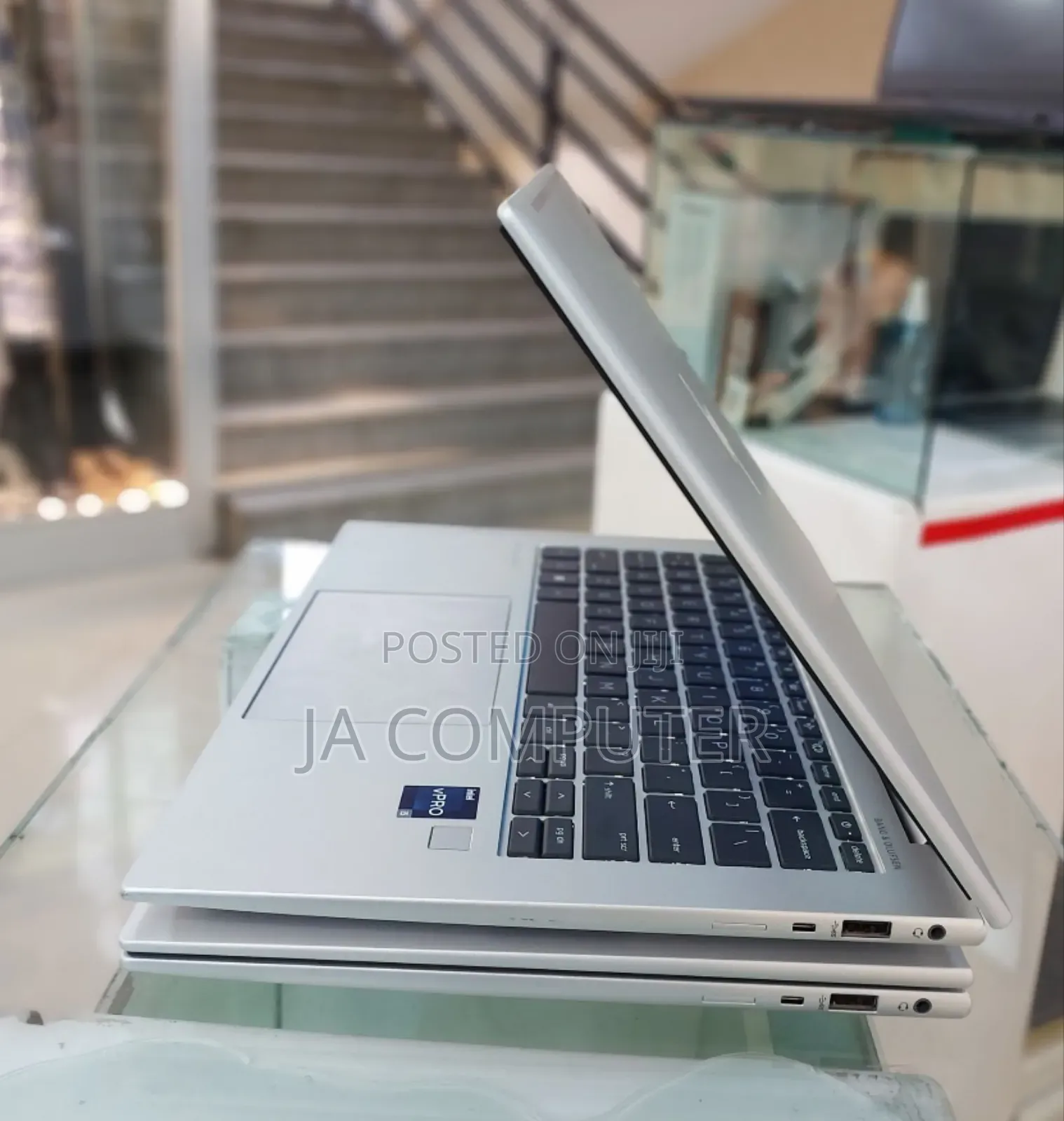 New Laptop HP EliteBook 840 G8 16GB Intel Core I5 SSD 512GB