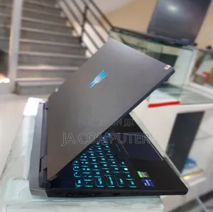 New Laptop Acer Predator Helios 300 16GB Intel Core I9 SSD 512GB