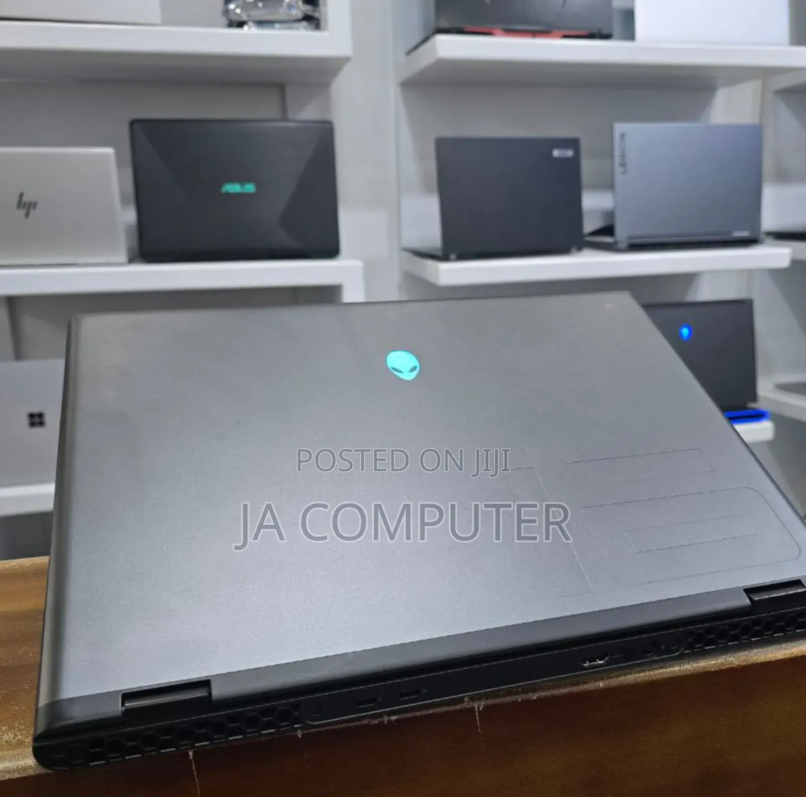 New Laptop Alienware M17x R2 32GB Intel Core Ultra 7 SSD 1T