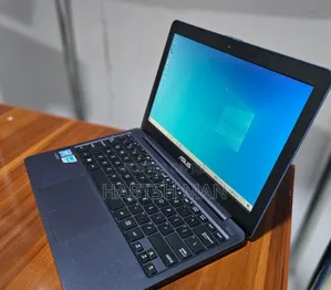 Photo - New Laptop Asus 1015E 4GB Intel Pentium SSD 32GB