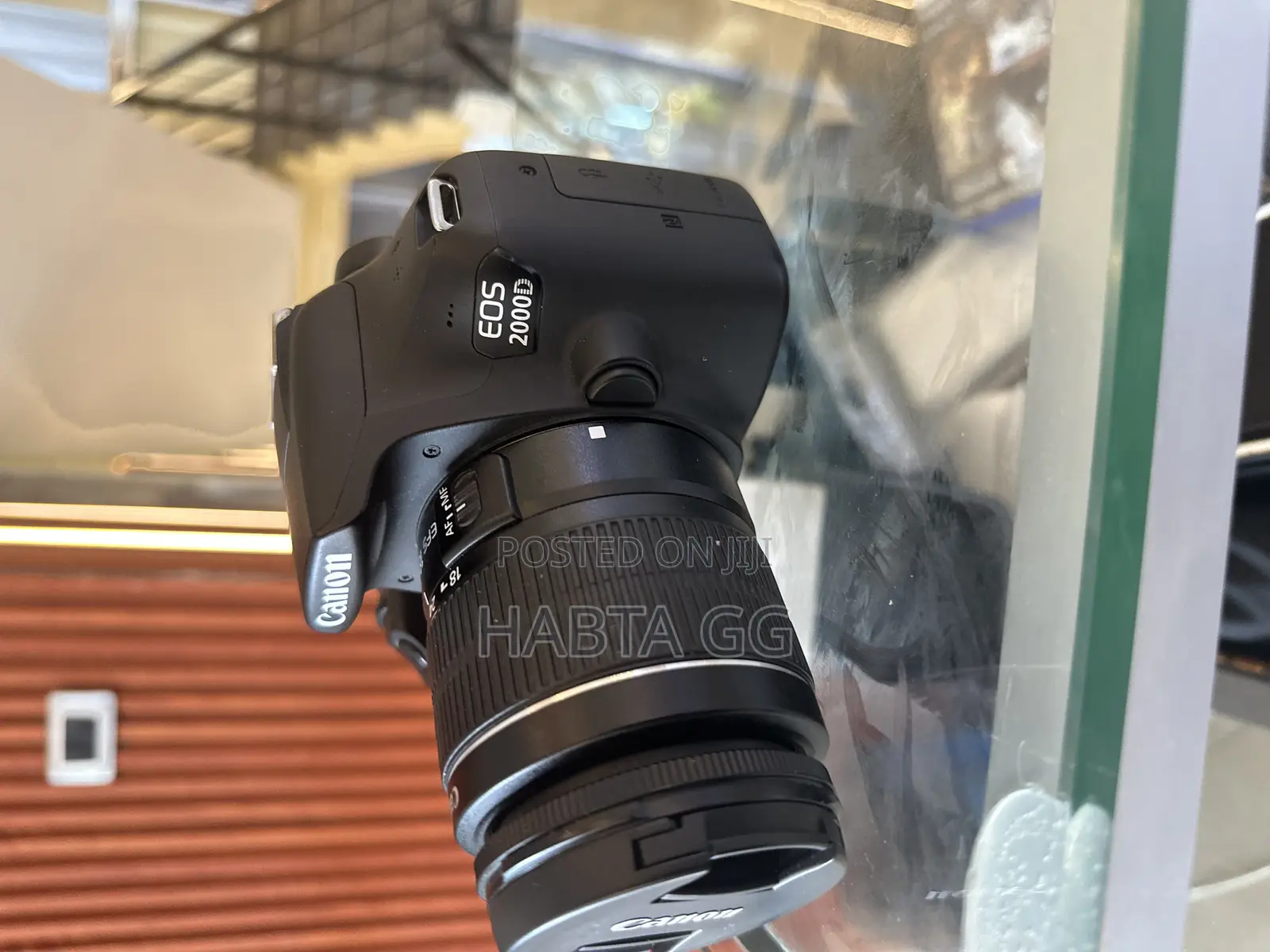 Canon 2000d 18-55mm 24mp