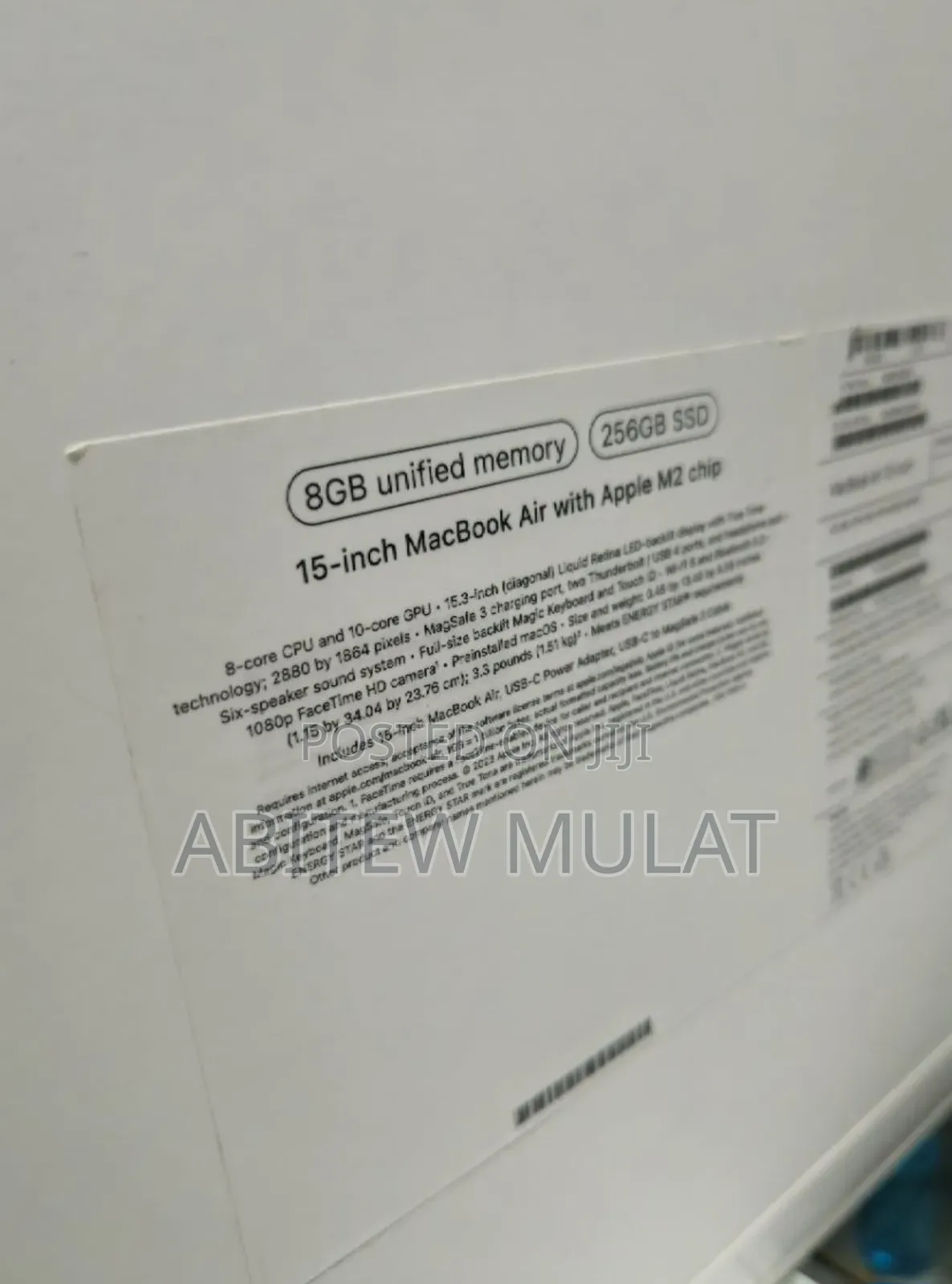 New Laptop Apple MacBook Air 2022 M2 8GB Apple M2 SSD 256GB