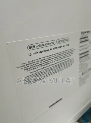 New Laptop Apple MacBook Air 2022 M2 8GB Apple M2 SSD 256GB