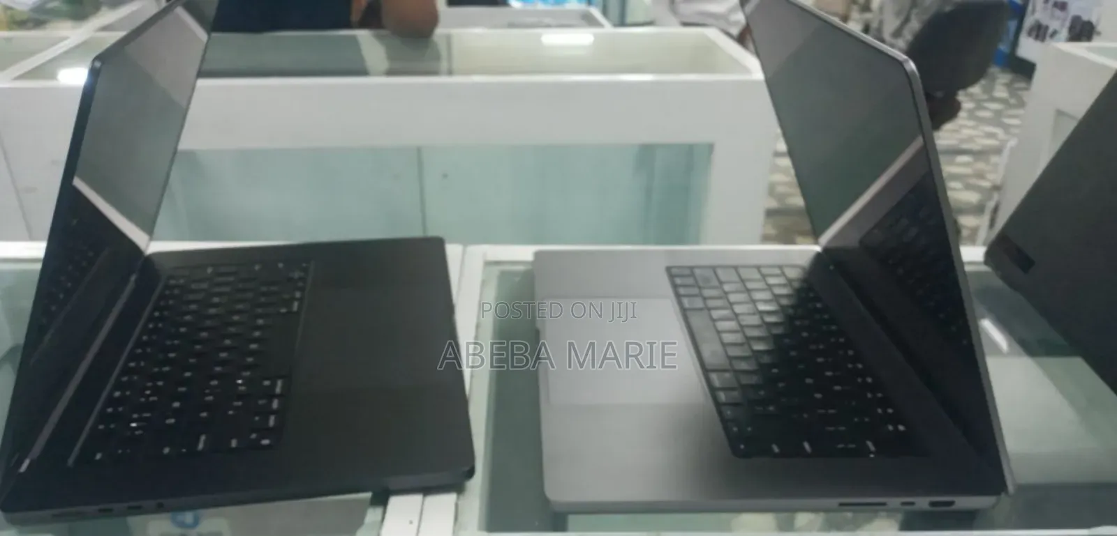 New Laptop Apple MacBook Pro 2021 M1 16GB Apple M1 Pro SSD 1T