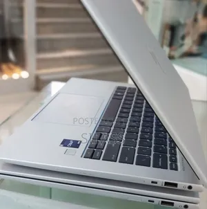 New Laptop HP EliteBook 840 G9 16GB Intel Core I5 SSD 512GB