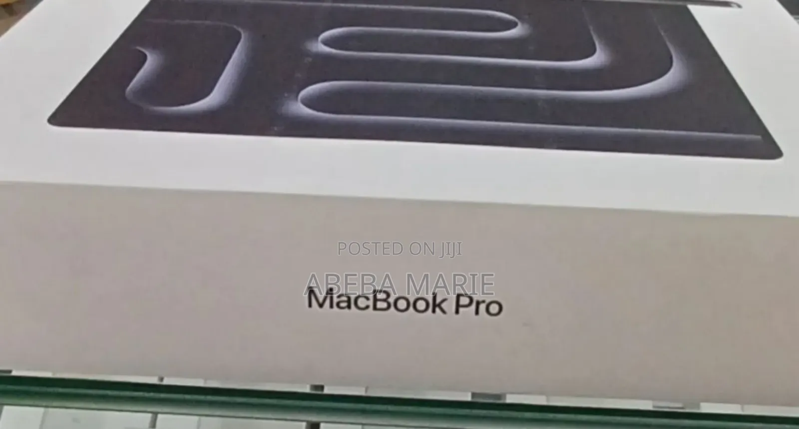 New Laptop Apple MacBook Pro 2024 M4 14-Inch 16GB Apple M4 Pro SSD 1T