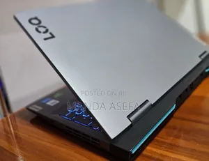 New Laptop Lenovo LOQ 15IRH8 16GB Intel Core I5 SSD 512GB