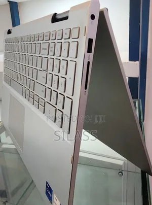 Photo - New Laptop Dell Inspiron 15 8GB Intel Core I7 SSD 512GB