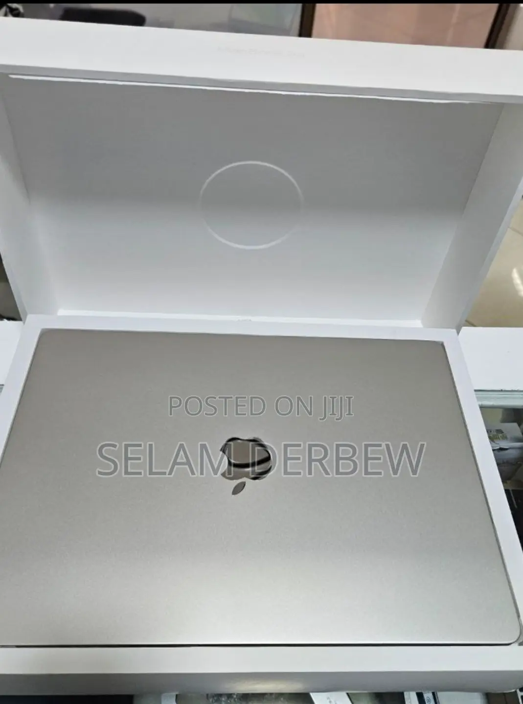 New Laptop Apple MacBook Air 2023 M2 8GB Apple M2 SSD 256GB