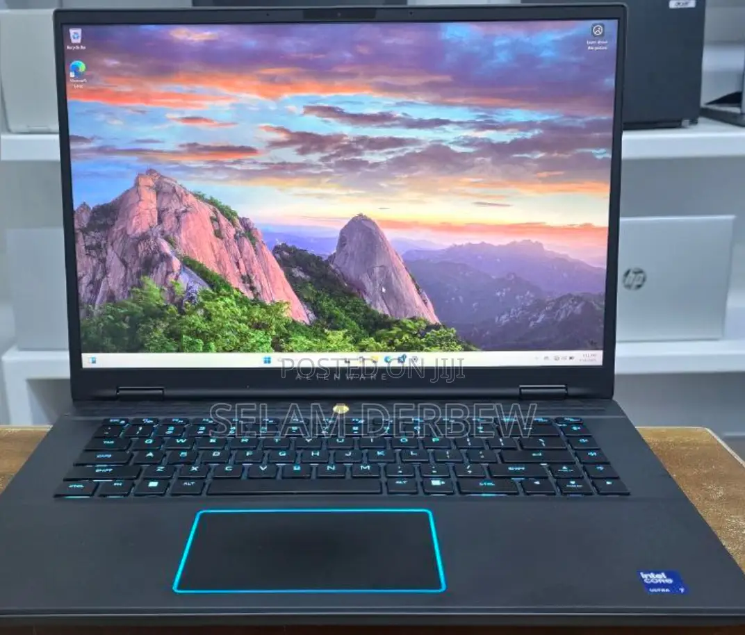 New Laptop Dell Alienware M16 32GB Intel Core Ultra 7 SSD 1T