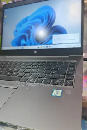 Photo - New Laptop HP 16GB Intel Core I5 SSD 512GB