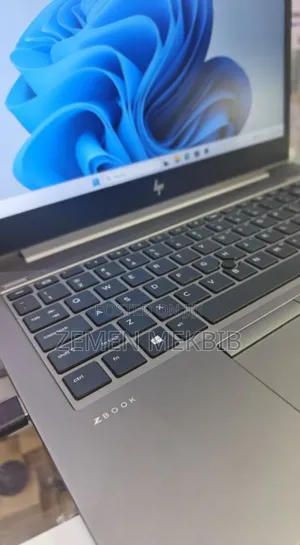 New Laptop HP 16GB Intel Core I5 SSD 512GB