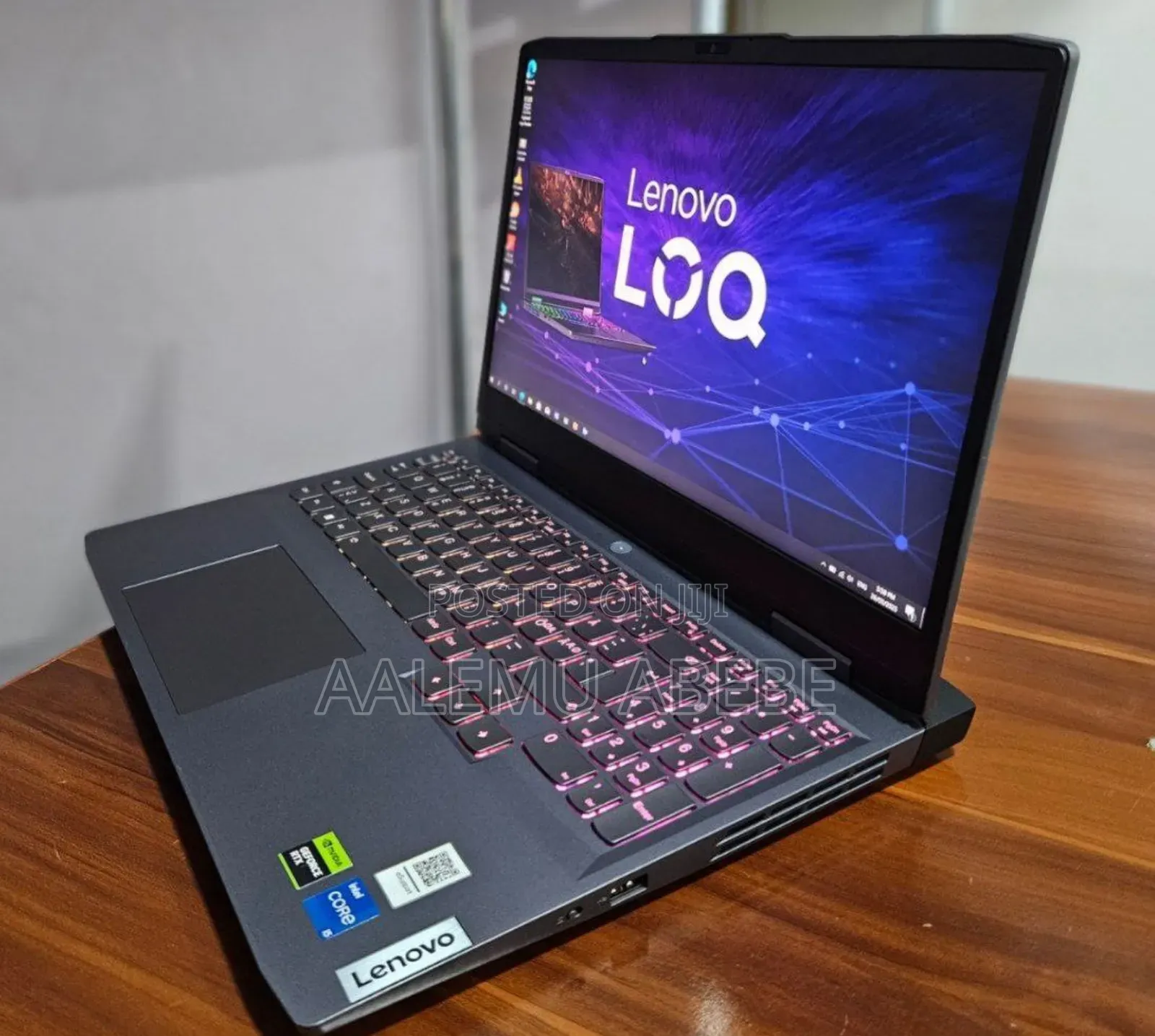 New Laptop Lenovo LOQ 15IRH8 16GB Intel Core I5 SSD 512GB