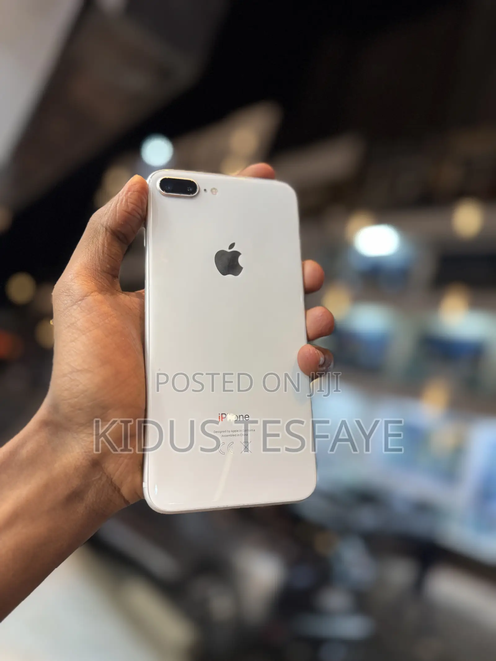 Apple iPhone 8 Plus 64 GB White