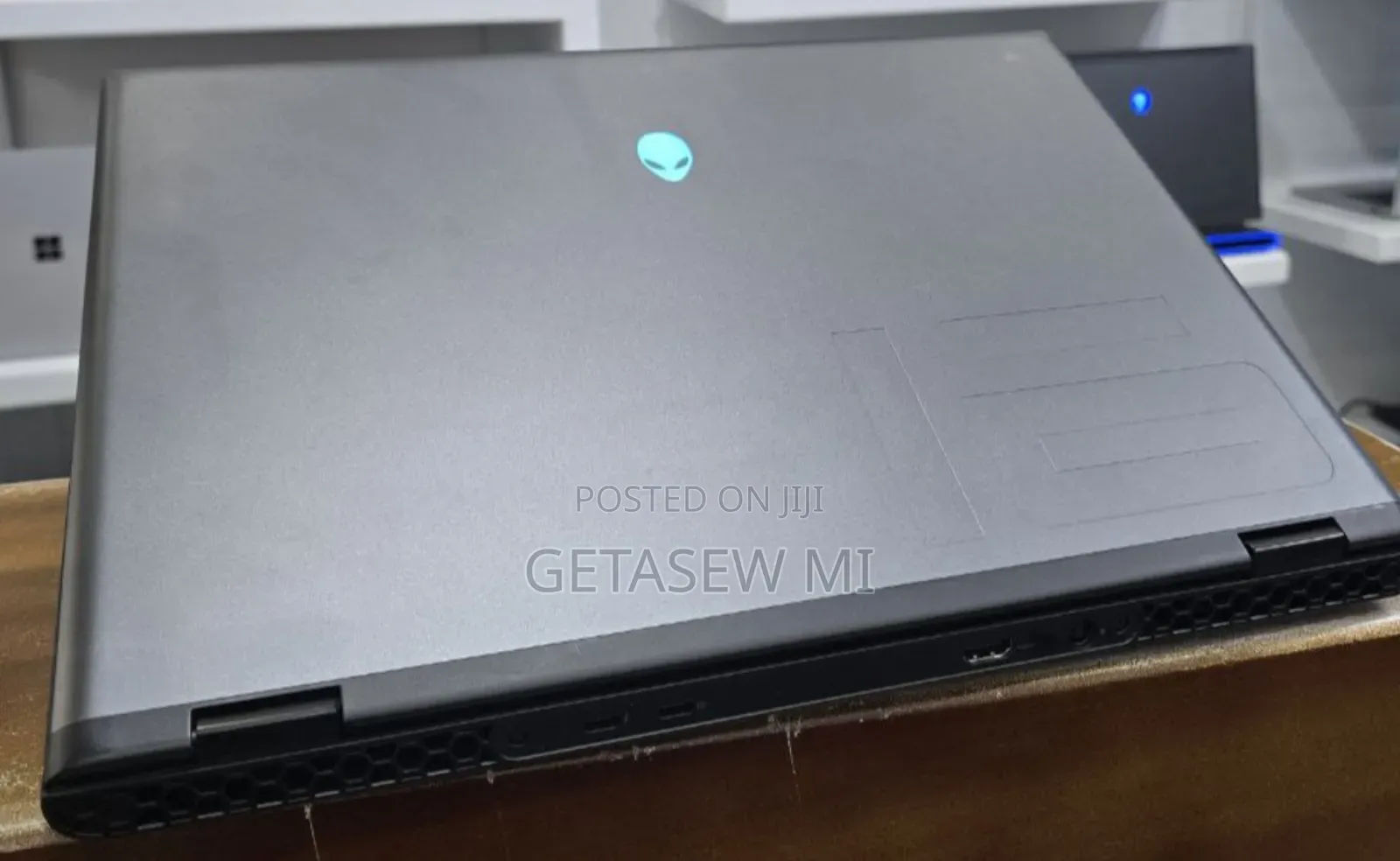 New Laptop Alienware M15 R3 32GB Intel Core Ultra 7 SSD 1T