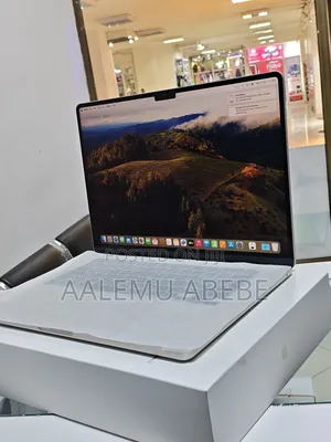 New Laptop Apple MacBook Air 2022 M2 8GB Apple M2 SSD 256GB