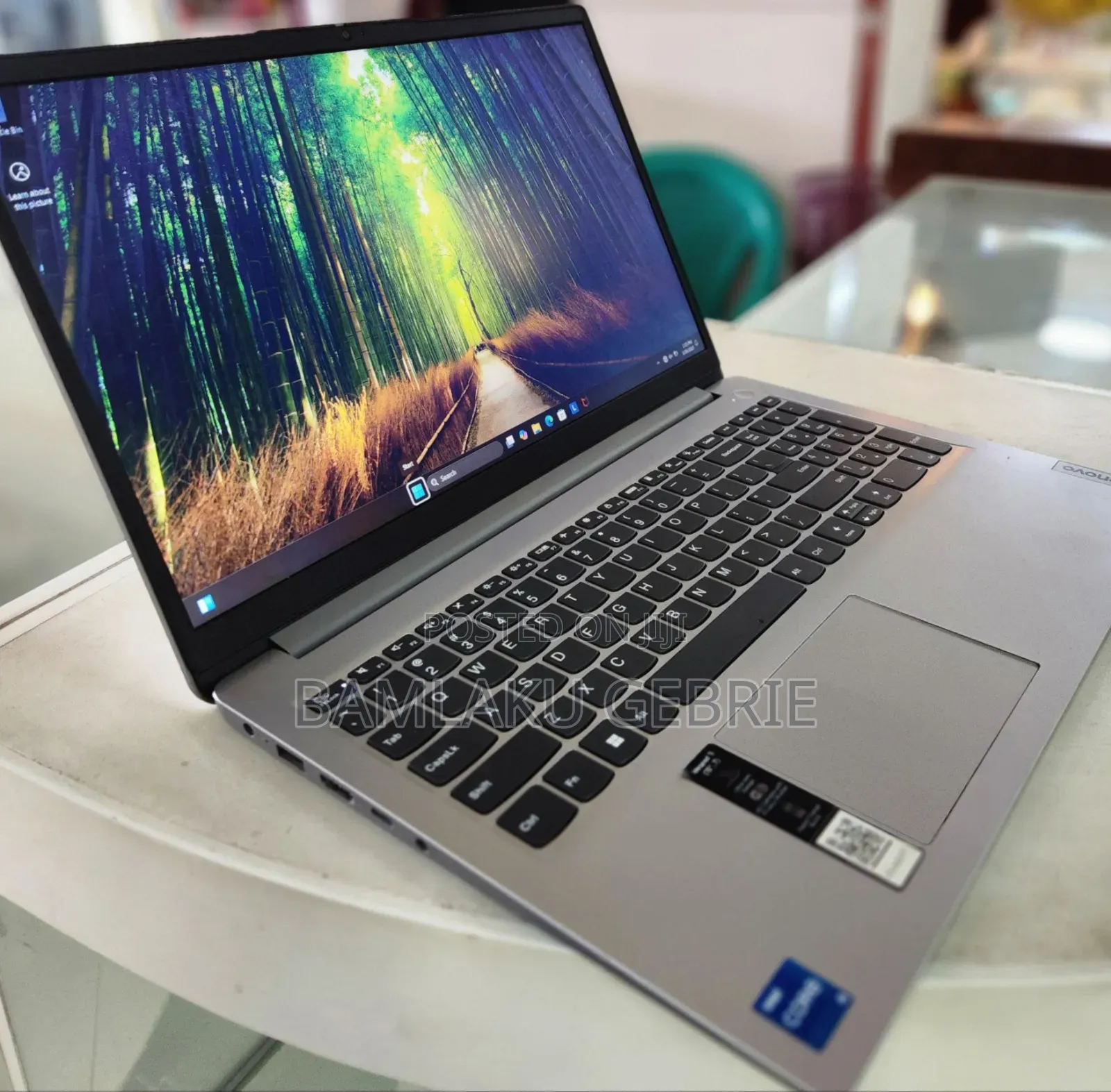 New Laptop Lenovo IdeaPad Y400 8GB Intel Core I5 SSD 512GB