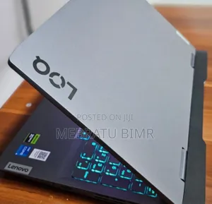 New Laptop Lenovo LOQ 15ARP9 16GB Intel Core I5 SSD 512GB