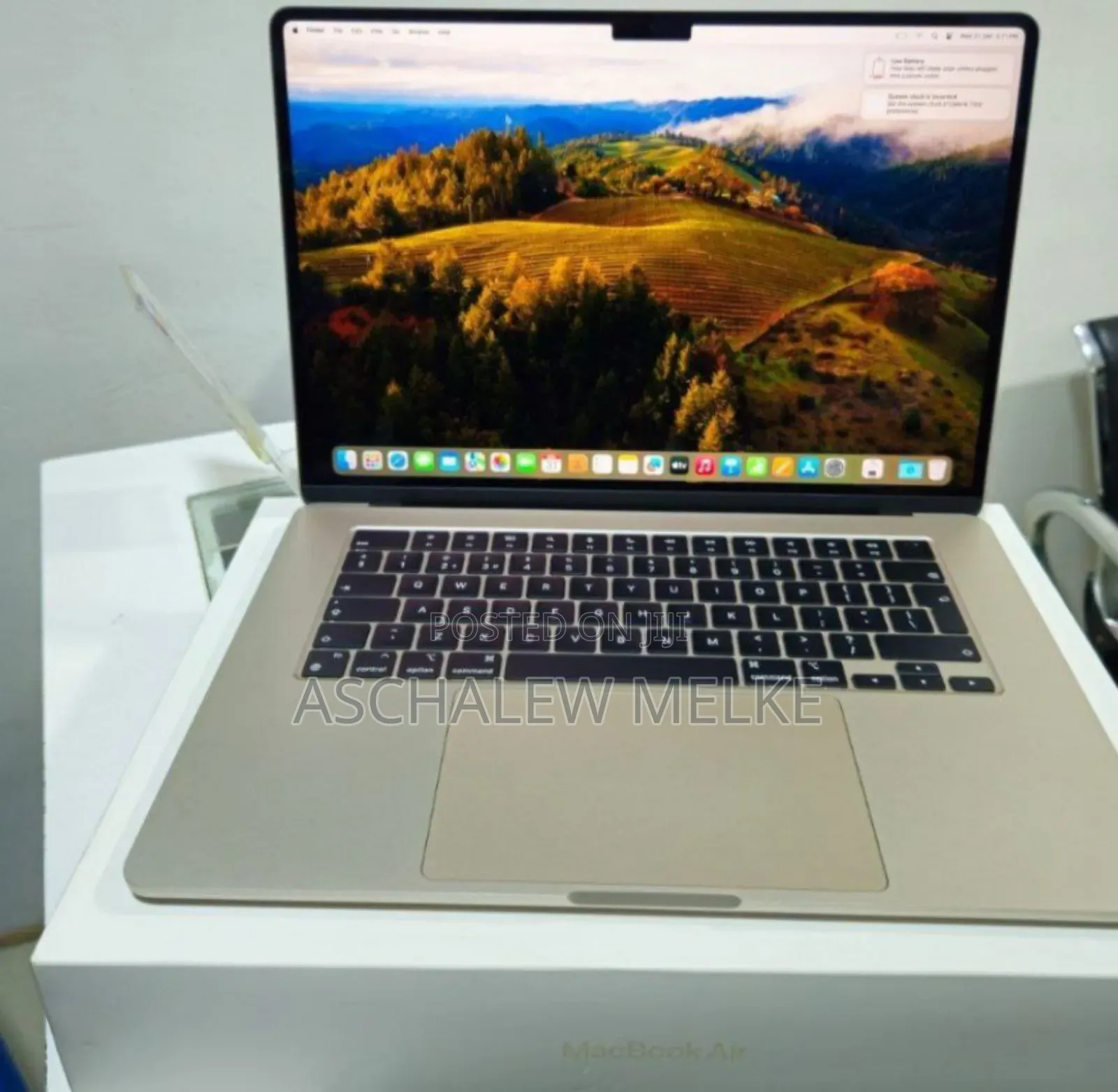 New Laptop Apple MacBook Air 2023 M2 8GB Apple M2 SSD 256GB